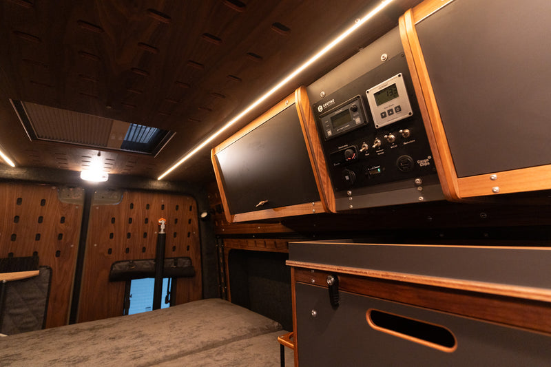 Mercedes-Benz Sprinter 319 CDI 4x4 mit CargoClips-Ausbau – Bild 8
